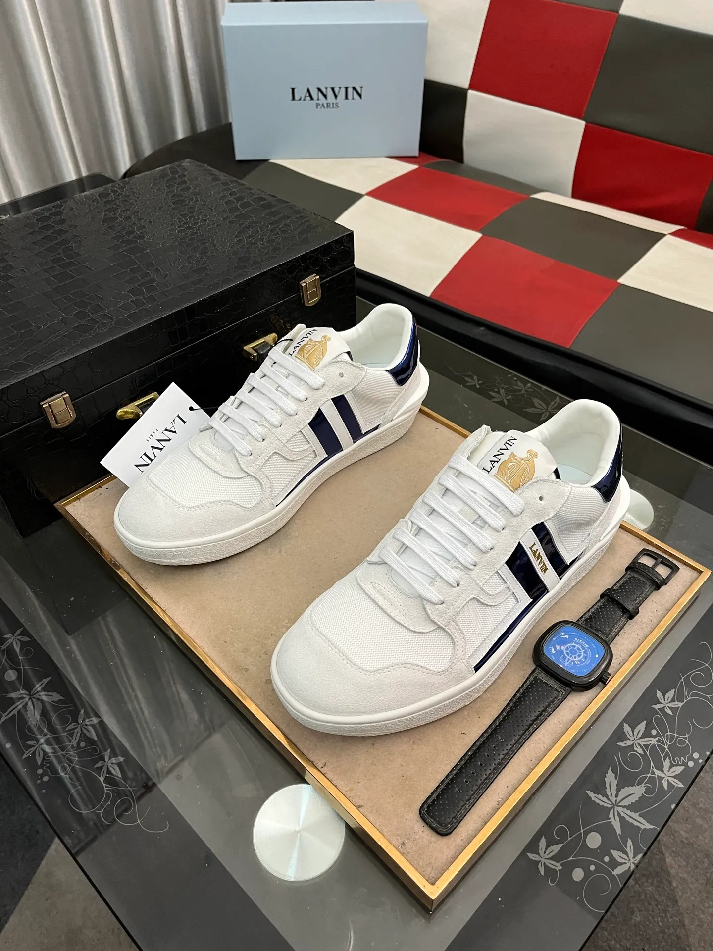 Men's men's shoes 💰540⌚️⌚️❗️Lanvin# Lanvin spring and summer series new colors latest lace up fashion casual forrest shoes running shoes ~ bumpr high quality couple series‼ ️ The latest trendy products of the season 🌈Many bloggers have started buying original models and custom-made them. The uppers are made of nubuck leather. They are very versatile, fashionable and casual, and are comfortable on the feet. Recommended for personal use! The original molded rubber backing with clear logo is wear-resistant. Standard code for couples: female code 35~40, male code 38-45